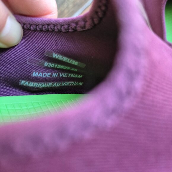 OOFOS OOmega eeZee Low Top Recovery Shoes Comfort Slip-On Cushion Mulberry - Picture 10 of 10